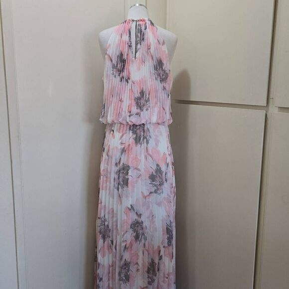 MSK Womans White, Pink and Grey Floral Print Halter,  Allover Pleated Maxi Dres, - Picture 7 of 11